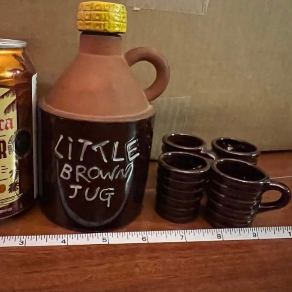 Little brown jug and ceramic mugs - Picture 2 of 2